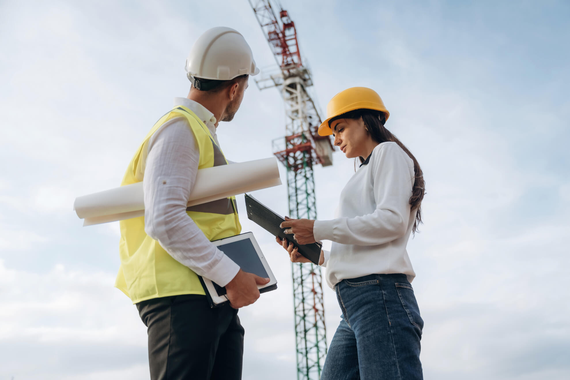 engineers performing delay analysis and scheduling review for construction project in Western Australia